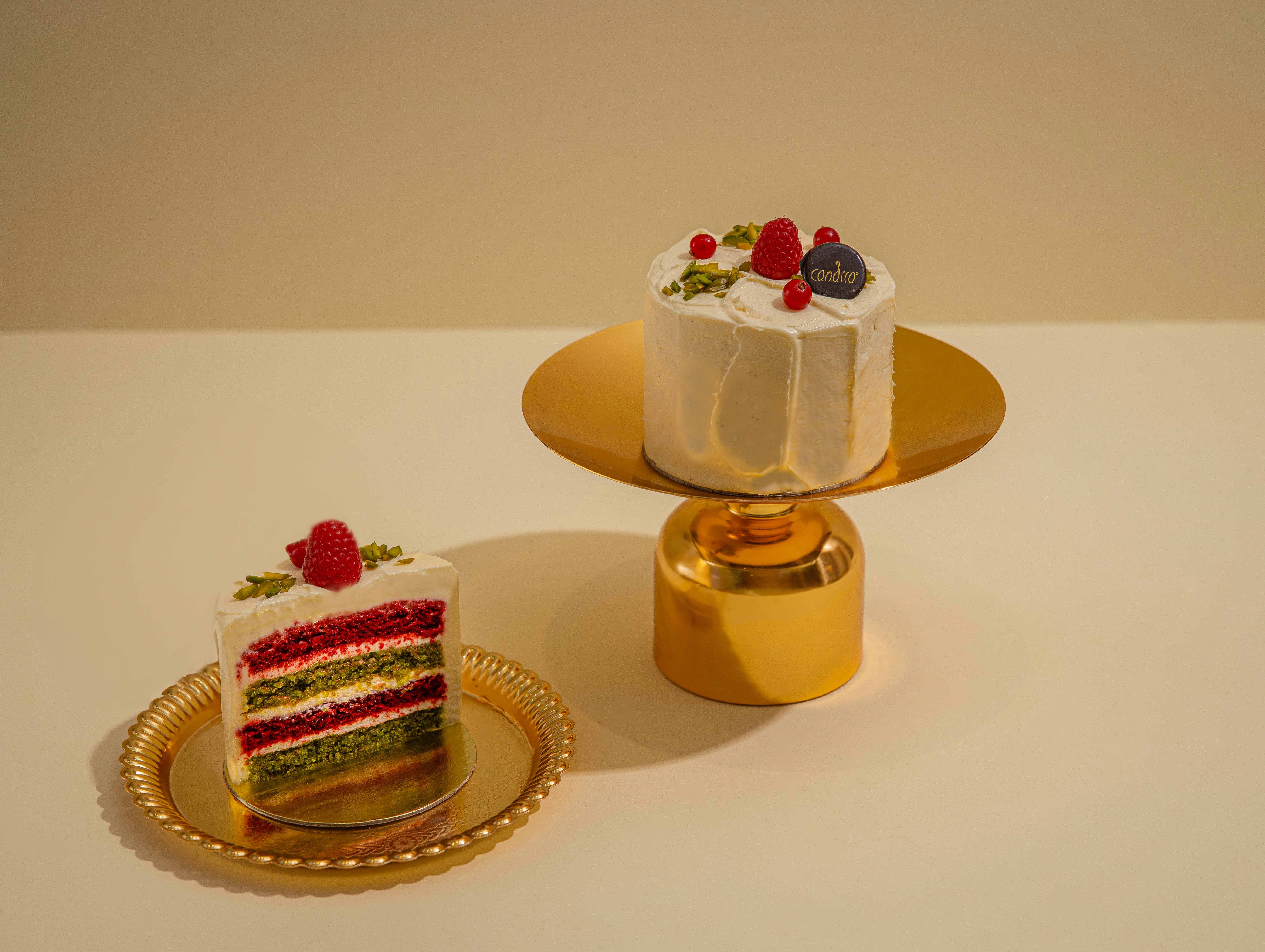 Pistachio Raspberry Cake